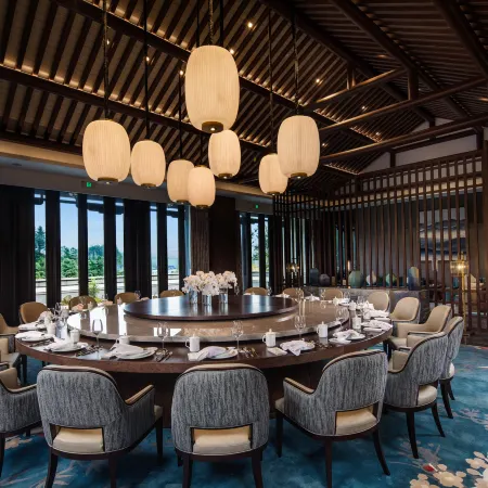 Banyan Tree Anji