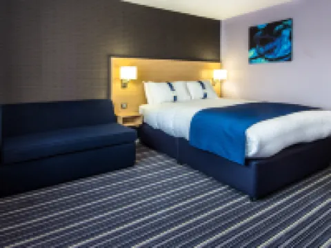 Holiday Inn Express MANCHESTER AIRPORT by IHG Hotels in Ringway