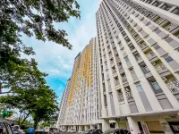 Cozy Springlake Summarecon by Bonzela Property Hotel dekat Lake Summarecon Bekasi