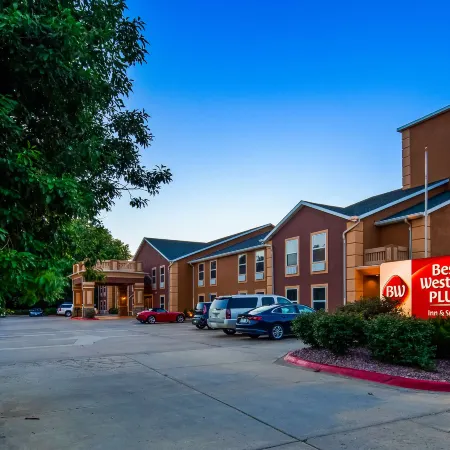 Best Western Plus Midwest Inn  Suites