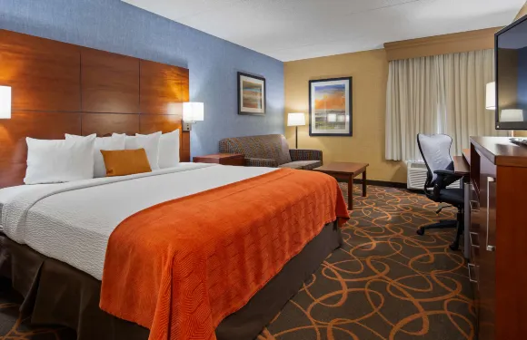 弗雷斯諾機場貝斯特韋斯特優質酒店