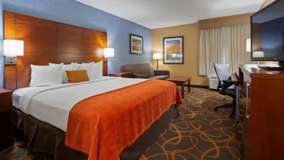 Best Western Plus Fresno Airport Hotel Hotels near Fresno Yosemite International Airport