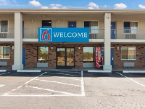 Motel 6 Youngstown, Oh Hotels in Trumbull County