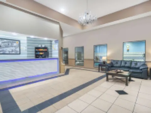 小石城北部-麥凱温德姆速8酒店 北小石城酒店