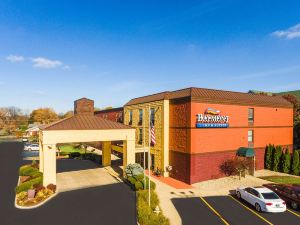 Baymont Inn & Suites by Wyndham Lafayette / Purdue Area