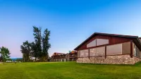 Best Western Edgewater Resort Hotels in Ponderay