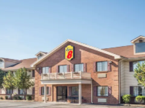 Super 8 by Wyndham Madison IN Hoteles en Municipio de Madison