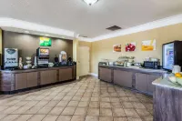Quality Inn Clemson Near University - Desayuno