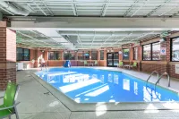 Holiday Inn Express Naperville Hotels in Naperville