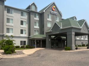 Comfort Inn & Suites St. Paul Northeast