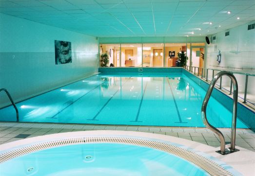 홀리데이 인 에든버러 주