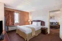 Travelodge Inn & Suites by Wyndham Albany - Pet friendly