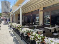 Hotel Atol - parking