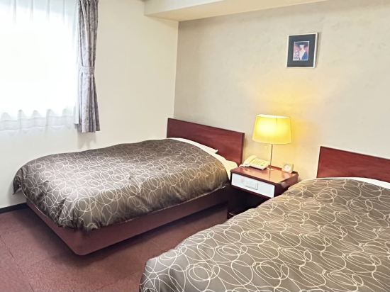 Kuki City Hotel