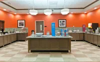 Hampton Inn & Suites Pensacola/I-10 Pine Forest Road - Breakfast