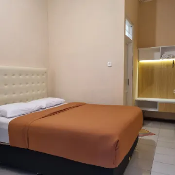 Banana Homestay Prawirodirjan Hotel dekat Malioboro Yogyakarta