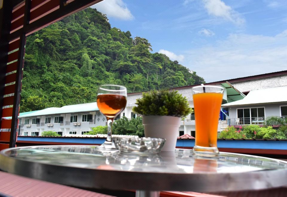 피피섬 숙소 야경