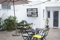 Ó da Casa-Typical Portuguese Guest House Hotel dekat Cabo Carvoeiro