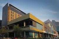 City Express Plus by Marriott Monterrey Nuevo Sur Các khách sạn gần Templo del Sagrado Corazón