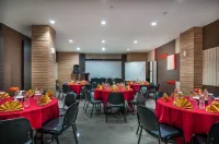 Tree Hotel Hotels in Somba Opu