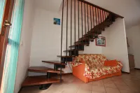 Terraced House with Garden and Porch