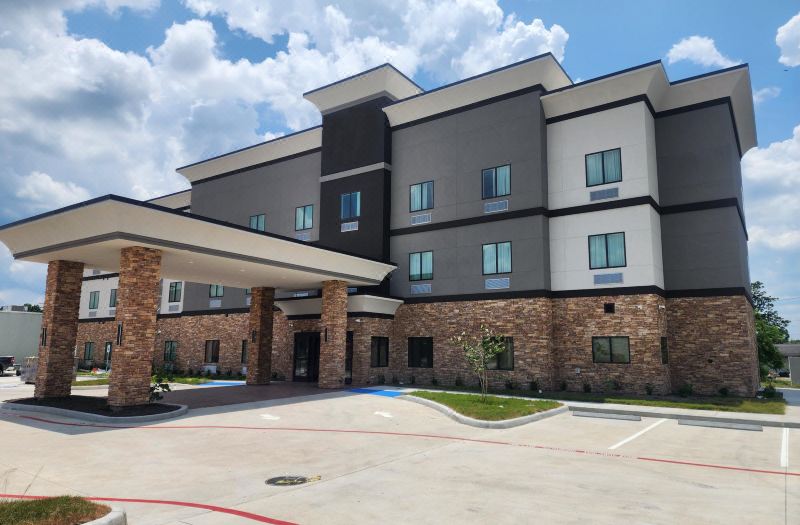 Holiday Inn Express & Suites Dayton - Highway 90 by IHG