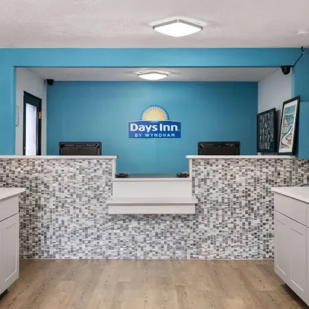 Days Inn by Wyndham Albuquerque I-25