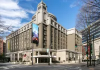 The American Hotel Atlanta Downtown, Tapestry Collection by Hilton Hotels near Underground Atlanta