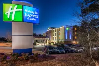 Holiday Inn Express & Suites Lavonia