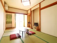 Jingoro Hotels near Chuo University