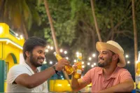 Whoopers Hostel Anjuna, Goa - ที่มีบาร์