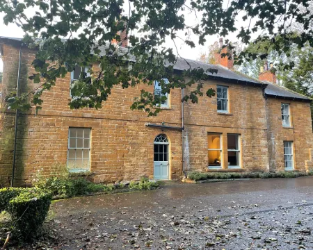 The Old Vicarage Hotels in Daventry District