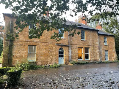 The Old Vicarage Hotels in Harpole