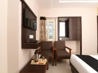 Dwaraka Inn Hotels in Дондапарти