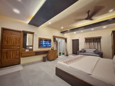 RK Resorts Hotels near Thakkalur Siva Temple, Vaipu thalam