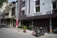 Hotel Wall City 55 Hotel in zona Bhuli Bhatiyari Ka Mahal