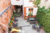 Hotel Czarna Róża - 2-Star