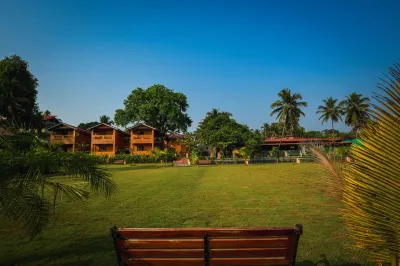 Majestic Eco Comforts Hotels in Orlim