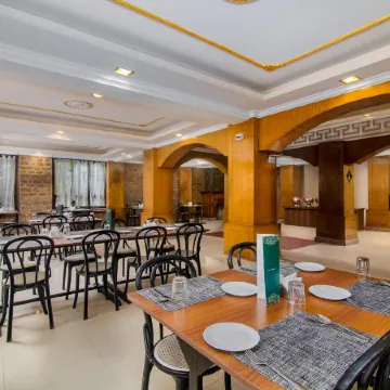 Muscatel BhumSang - 200 MTS from Mall Road