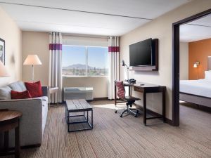 Four Points by Sheraton at Phoenix Mesa Gateway Airport