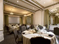 هوتل دو لاكس Hotels near بروفيدنس بارك