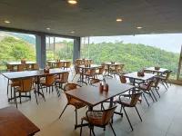 The Cliff Edge Coorg Hotels in Kadagadal