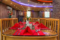 Aria Uromieh Hoteles cerca de Se Gonbad Tomb Tower