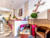Hotel le 21 Hotels in Saint-Raphaël
