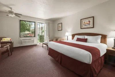 Palm Mountain Resort & Spa