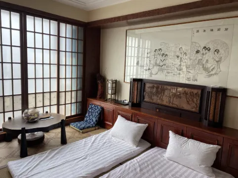 Zhiqiu Jie Apartment (Lide Dao Branch)