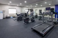 Holiday Inn Express & Suites MONACA - CENTER TOWNSHIP by IHG - gimnasio