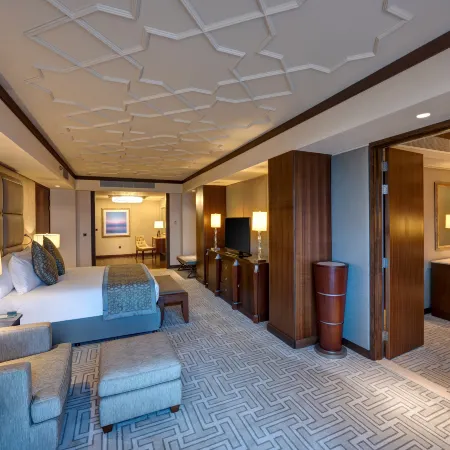 Crowne Plaza DUQM by IHG