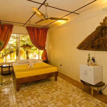 Deep Forest Garden Hotel