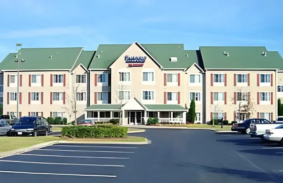 孟菲斯東區/加勒里亞萬楓酒店及套房